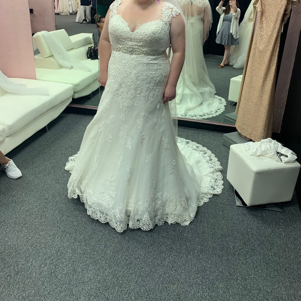 Essence of Australia Wedding Dress